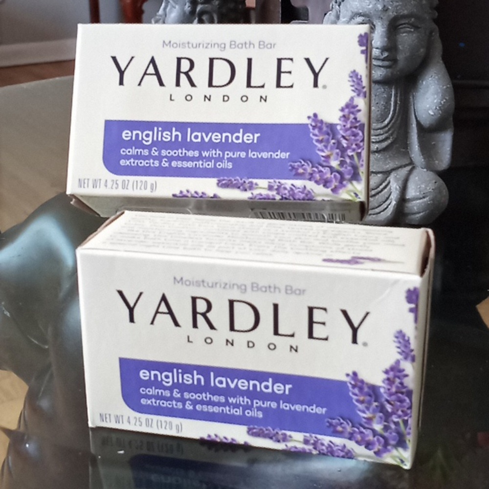 YARDLEY  LONDON  moisturizing bath bar
